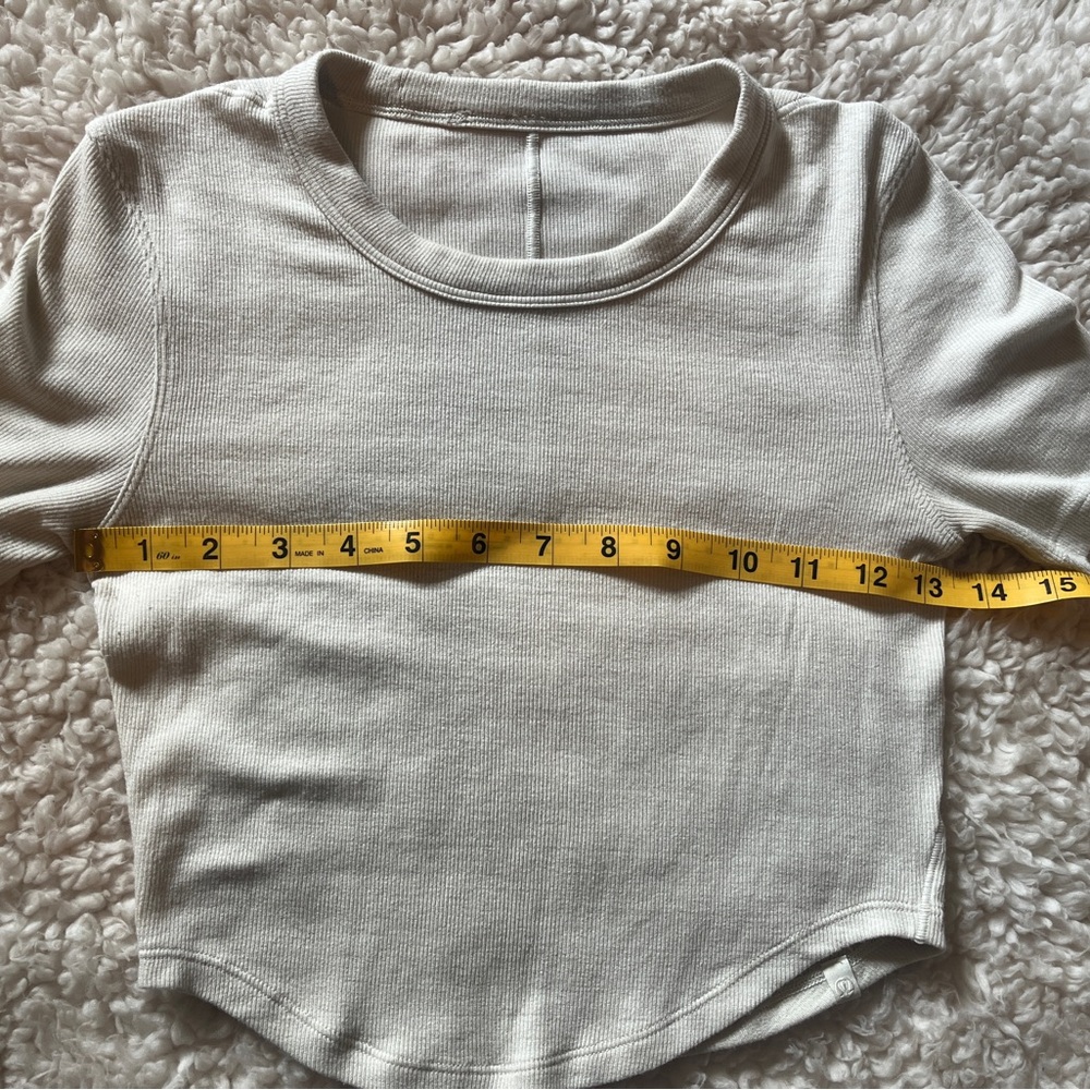 Lululemon Hold Tight Crop Top in Bone Size 4 - Picture 3 of 8